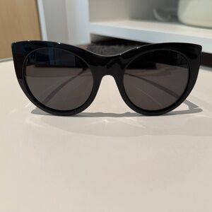 Raen Durante Cat Eyed Sunglasses